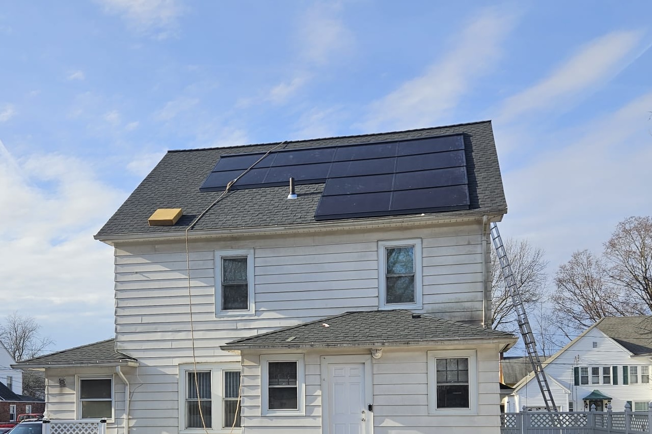 The Impact of Solar Panels on Your Roof’s Durability